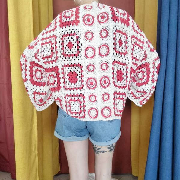 Gilet crochet « Boho Squares » Les hauts Mademoiselle Hélène