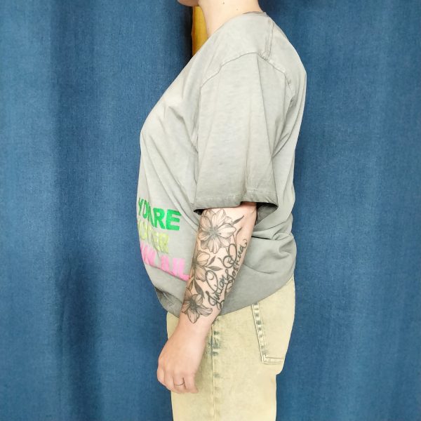 T-shirt col V « Hotter Than July » Dernières Chances Mademoiselle Hélène