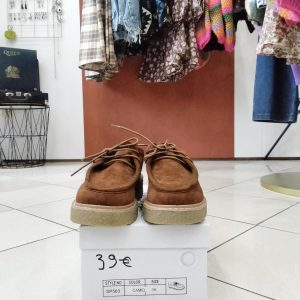 Mocassins en daim camel