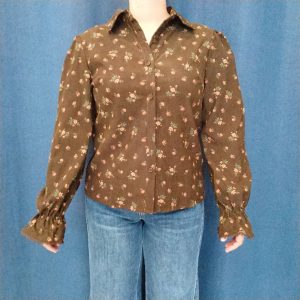 Chemise fleurie en velours