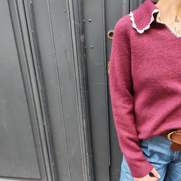 Pull col V de couleur bordeaux, taille unique