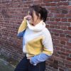 Pull col roulé doux motifs losanges(blanc, bleu, jaune). Coupe droite et confortable, matière douce et chaude, manches longues. Taille unique (convient du 34 au 42)