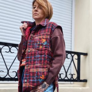 Veste matelassée carreaux brodée