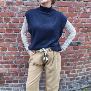 Pull sans manches dentelle