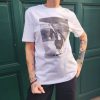 T-shirt Skate Nonne Vintage Dernières Chances Mademoiselle Hélène T-shirt skate nonne vintage, t-shirt imprimé, style streetwear, coupe unisexe, 100% coton, fabrication ftançaise, visuel imprimé noir et blanc.