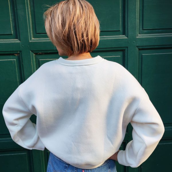 Sweat pastel motif pastèques,Coupe oversize / légèrement ample Manches longues avec poignets resserrés Col rond classique Motif pastèque brodée sur la poitrine Tissu doux et confortable Coloris : rose, blanc, jaune Style casual, streetwear, fun Saison : mi-saison / toute l'année