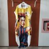 Robe chemise imprimée Frida. Robe chemise Coupe fluide Matière légère et agréable Manches courtes Fermeture boutonnée Taille unique (convient du 36 au 46) Imprimé artistique Frida et motifs colorés Disponible en boutique et en ligne Livraison gratuite en France et en Belgique Retrait possible en boutique Les Curiosités Composition : 50% viscose, 30% polyester, 20% lin